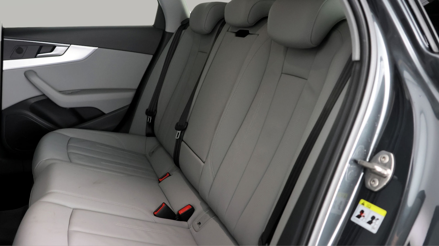 Used Audi A4 2021 for sale - 77759200: Photo 16