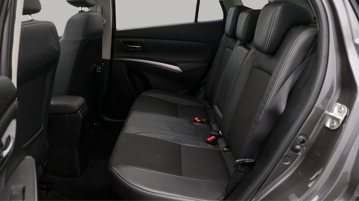 Used Suzuki SX4 S-Cross for sale - 77187737: Photo 16