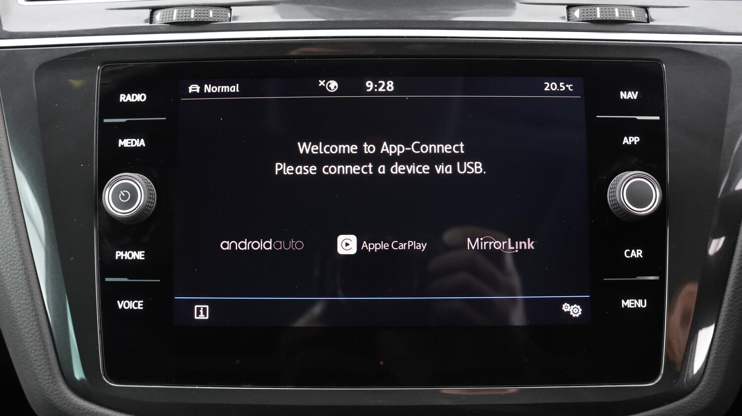 Used Volkswagen Tiguan 2020 for sale - 76360591: Photo 25