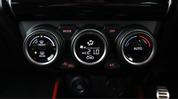 Used Suzuki Swift 2023 for sale - 76227039: Photo 13