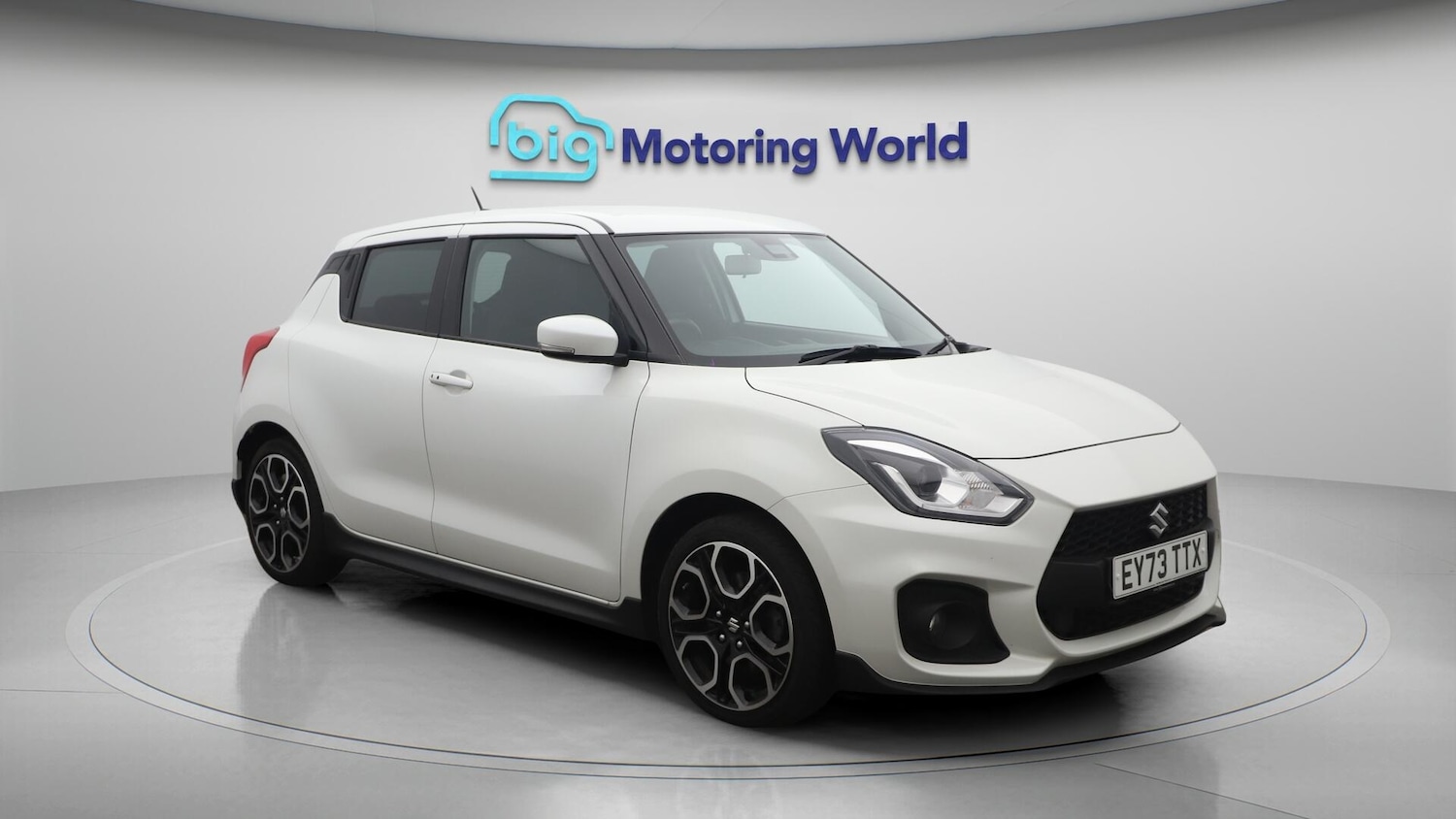 Used Suzuki Swift 2023 for sale - 76227039: Photo 2