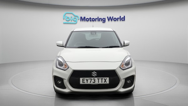 Used Suzuki Swift 2023 for sale - 76227039: Photo 3
