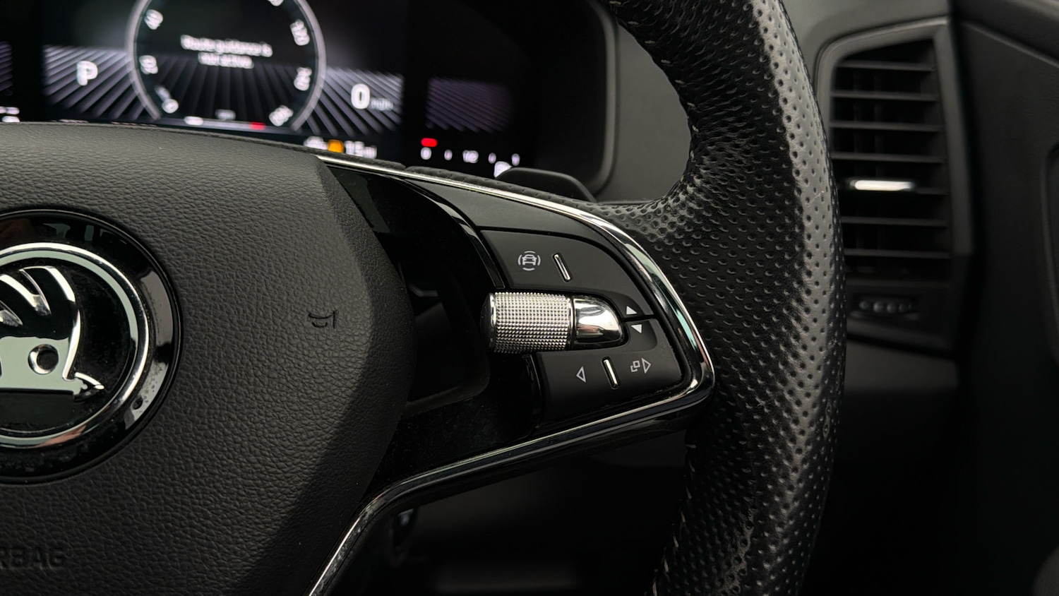 Used Skoda Karoq 2022 for sale - 78209690: Photo 24