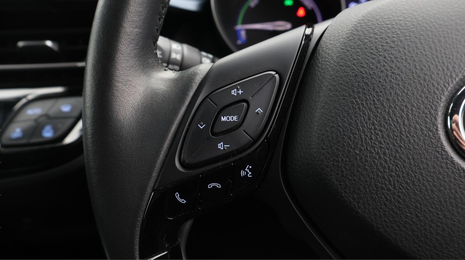 Used Toyota C-HR 2020 for sale - 76689322: Photo 26