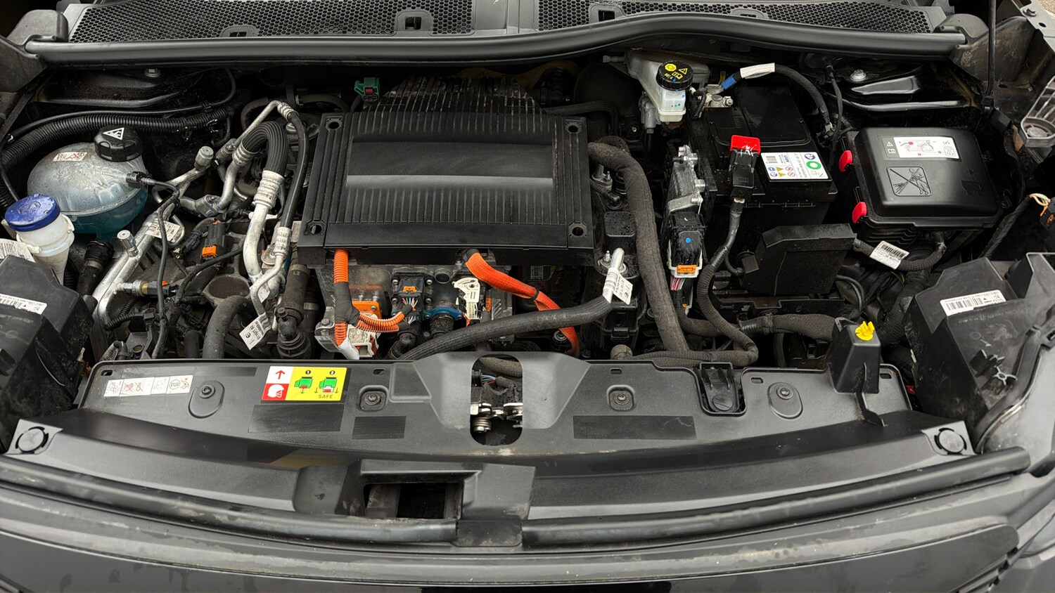 Used Peugeot E-2008 for sale - 78108957: Photo 18