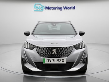 Used Peugeot E-2008 2022 for sale - 79504556: Photo