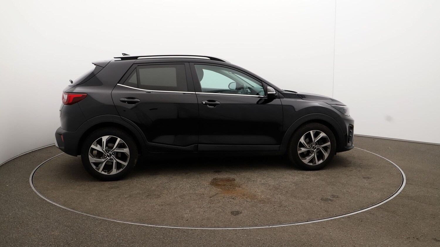 Used Kia Stonic for sale - 76815281: Photo 44