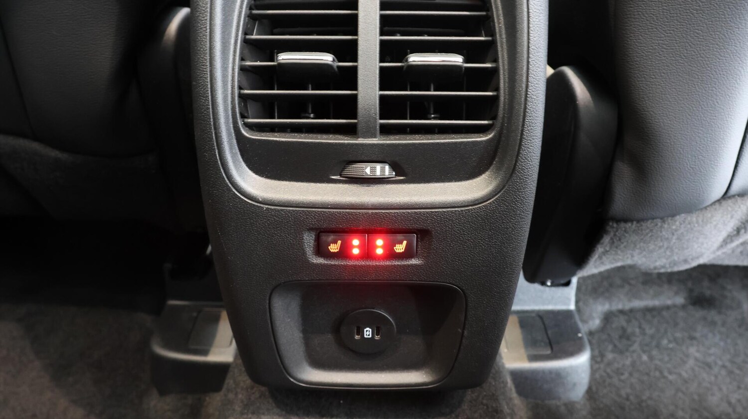 Used Ford Kuga 2023 for sale - 75768351: Photo 25