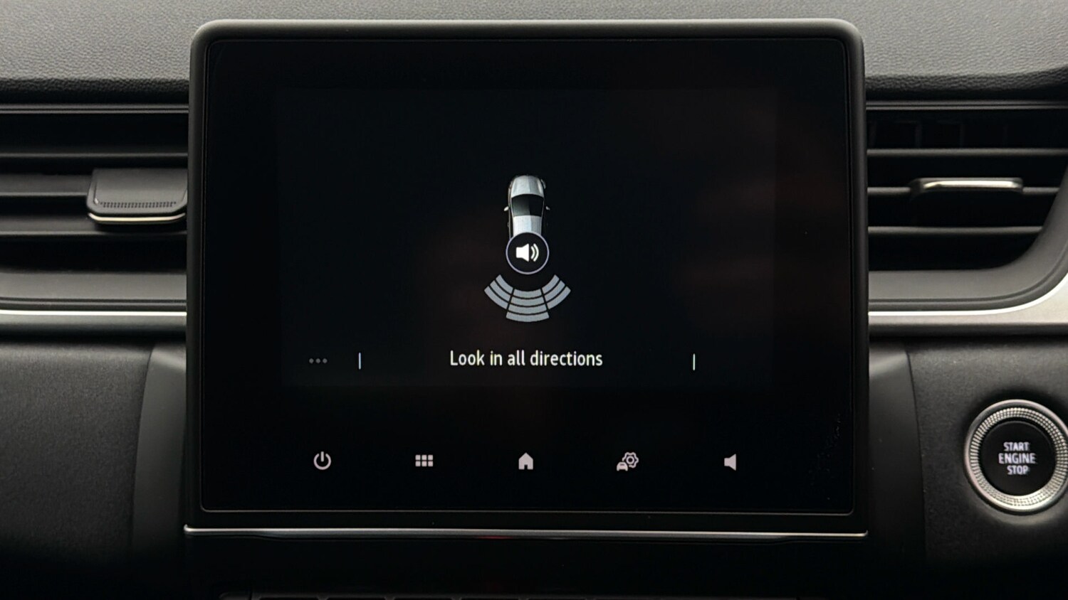 Used Renault Captur 2023 for sale - 78162065: Photo 25