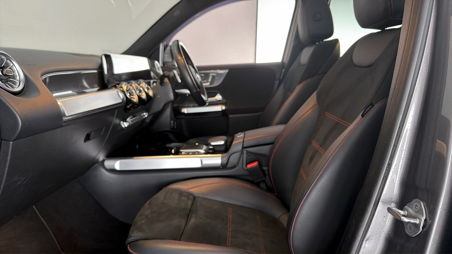 Used Mercedes-Benz GLB 2021 for sale - 77880874: Photo 14