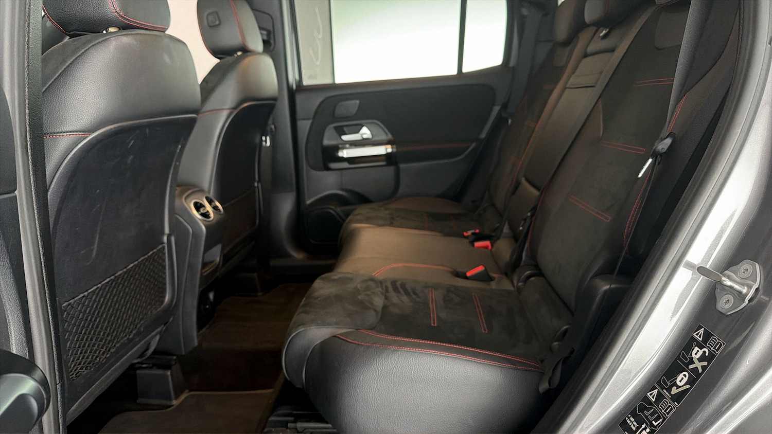 Used Mercedes-Benz GLB 2021 for sale - 77880874: Photo 16