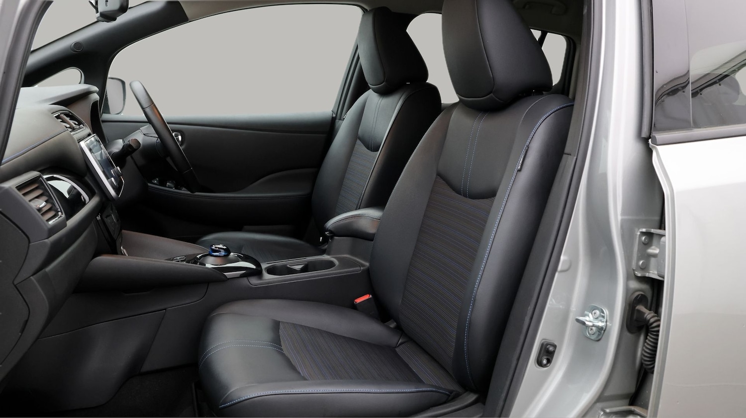 Used Nissan Leaf 2022 for sale - 77747569: Photo 14