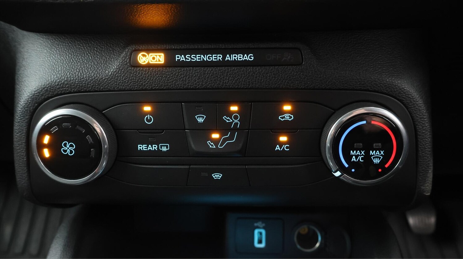 Used Ford Focus 2020 for sale - 76388299: Photo 13