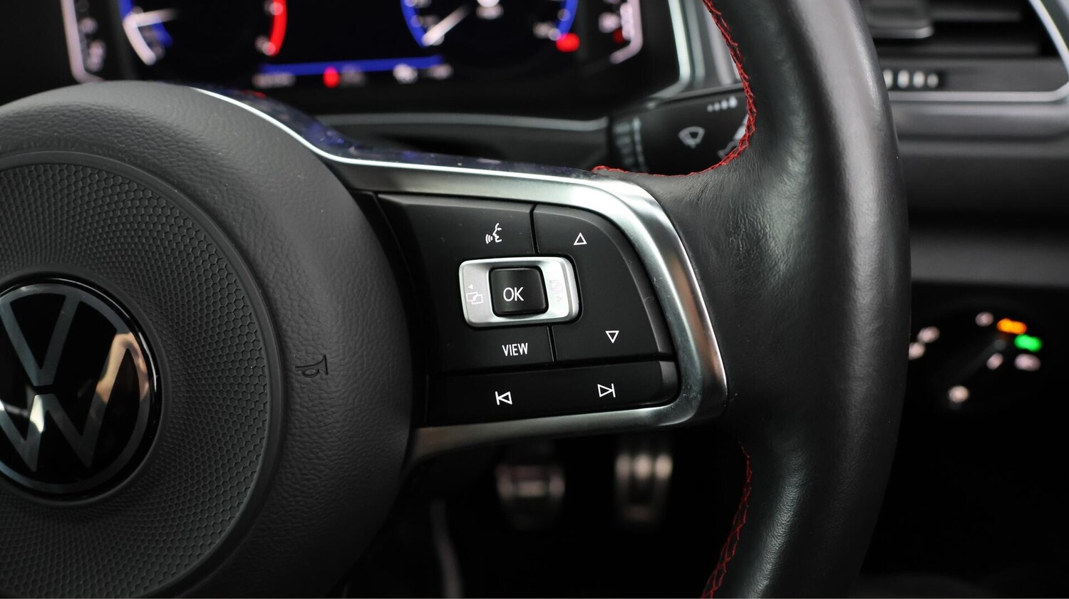 Used Volkswagen T-Roc 2021 for sale - 76522503: Photo 24