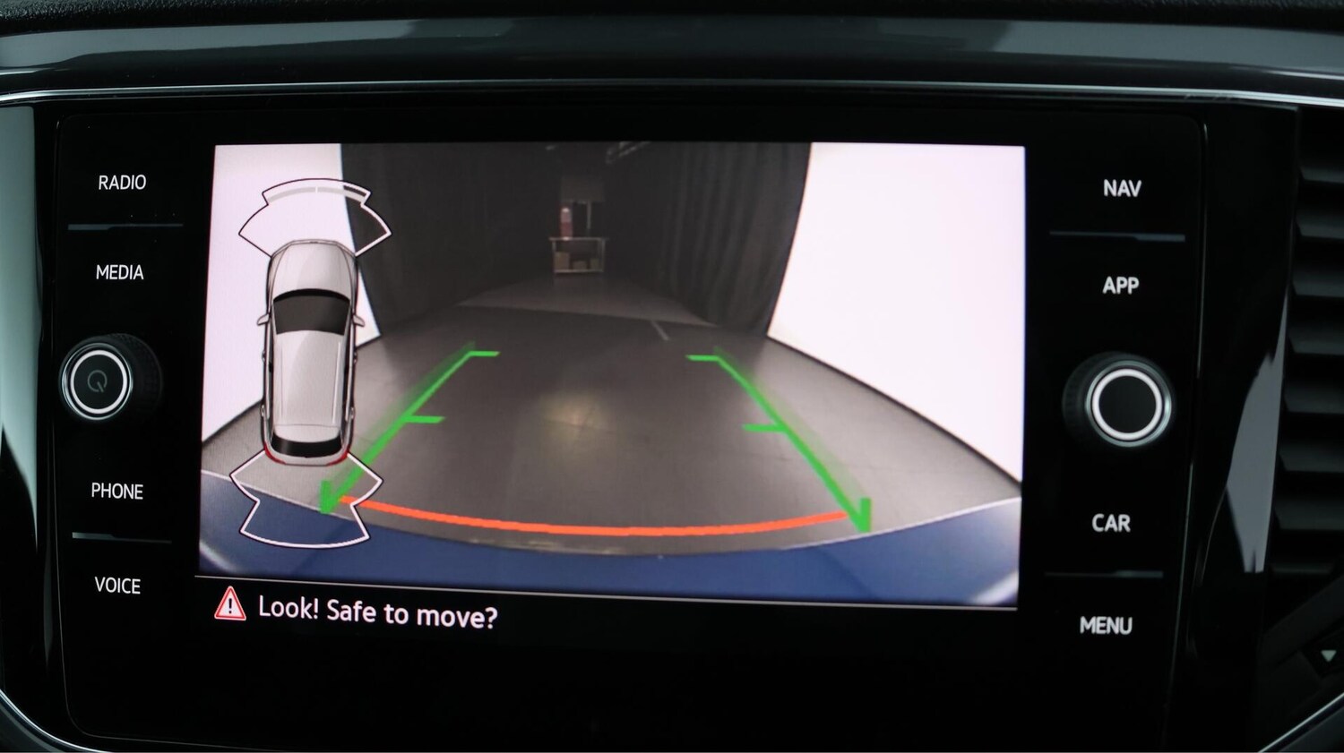 Used Volkswagen T-Roc 2021 for sale - 76522503: Photo 26