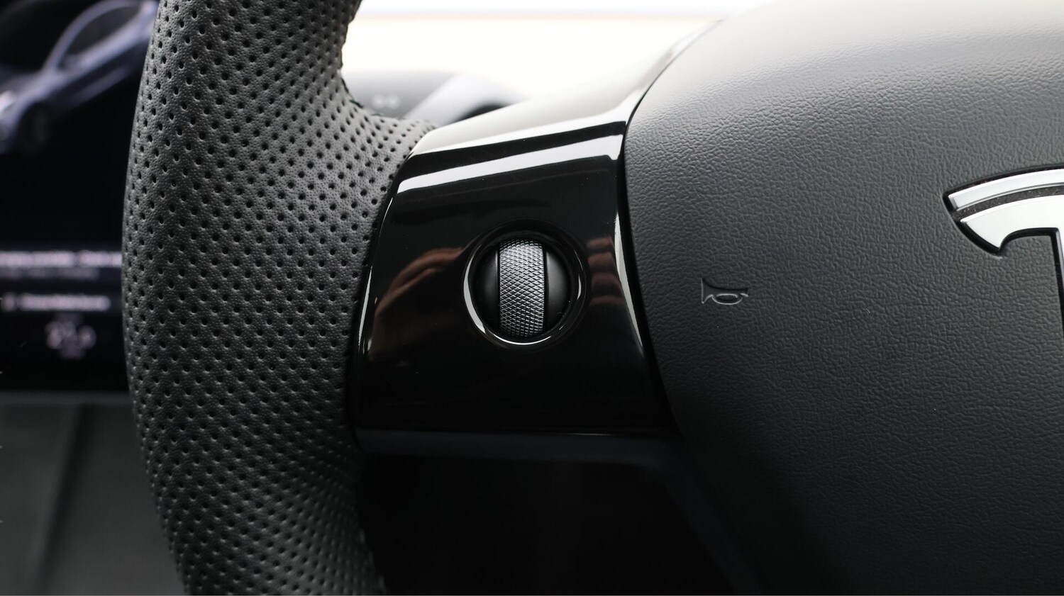 Used Tesla Model 3 2021 for sale - 76801371: Photo 25