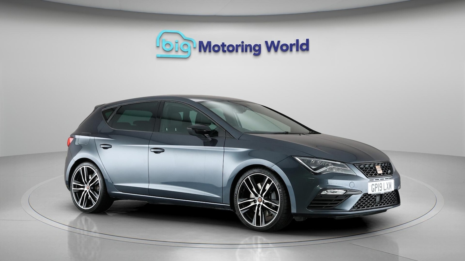 Used SEAT Leon 2019 for sale - 76381269: Photo 1