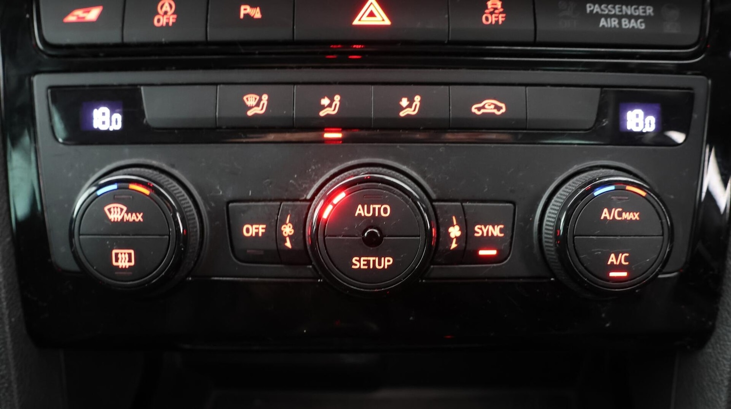 Used SEAT Leon 2019 for sale - 76381269: Photo 11