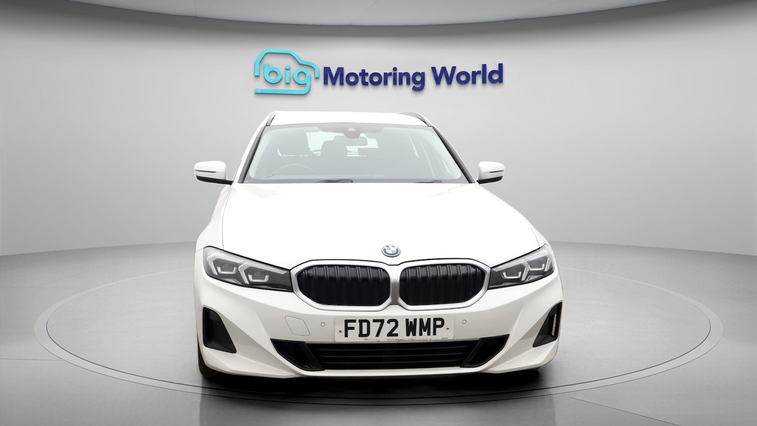 Used BMW 3 Series 2023 for sale - 77715581: Photo 2