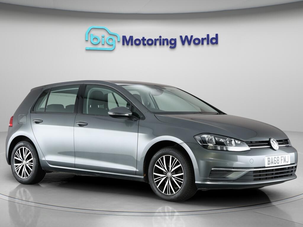 Used Volkswagen Golf 2019 for sale - 76592932: Photo 33
