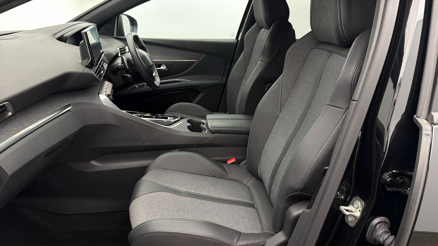 Used Peugeot 5008 2023 for sale - 78004754: Photo 13