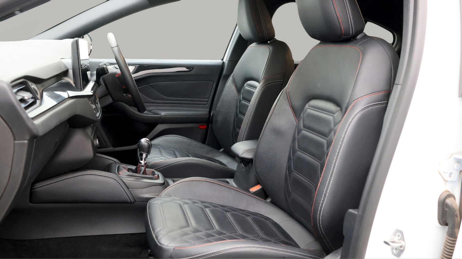 Used Ford Focus 2023 for sale - 77404697: Photo 14