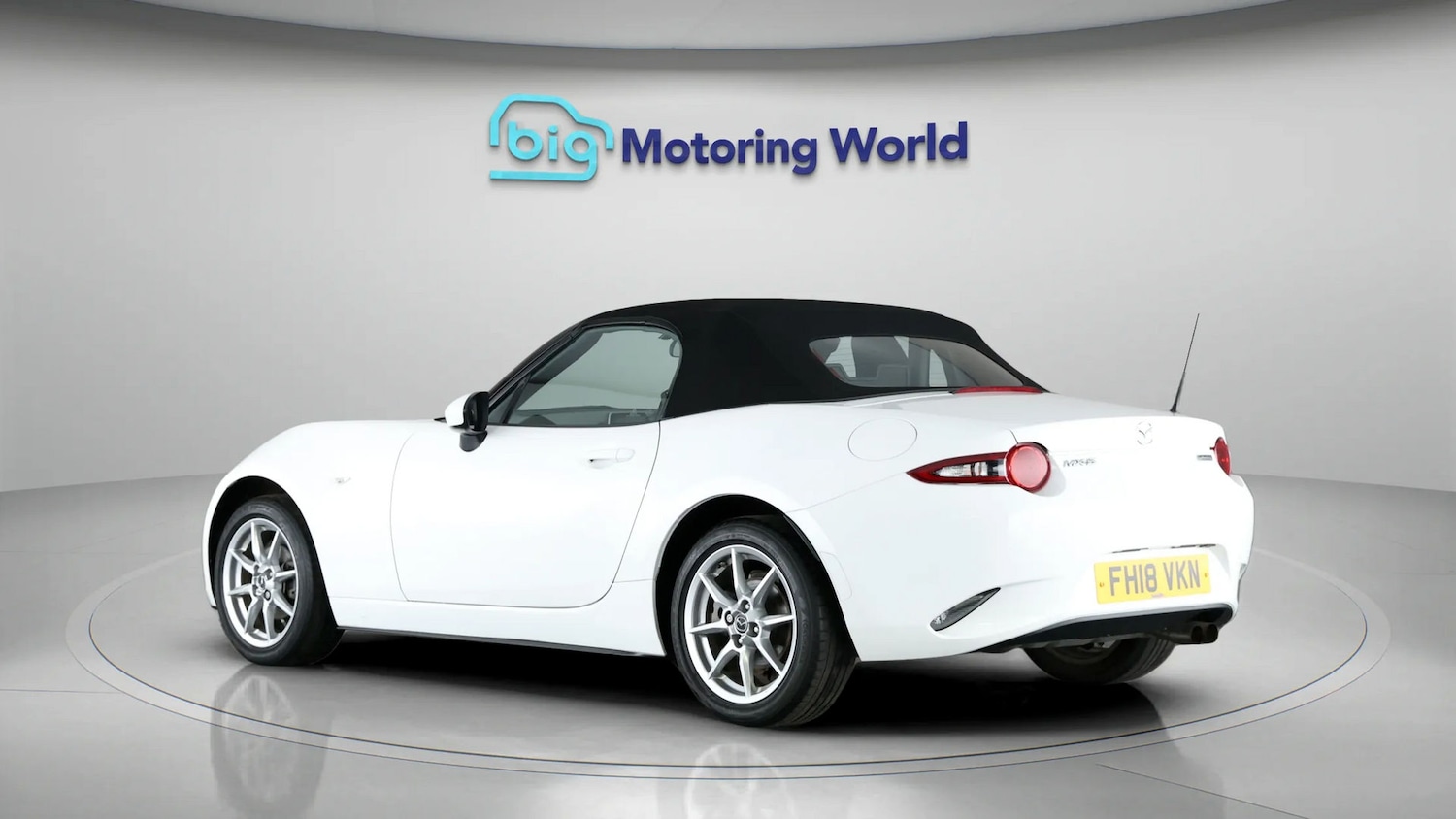 Used Mazda MX-5 2018 for sale - 77438817: Photo 5