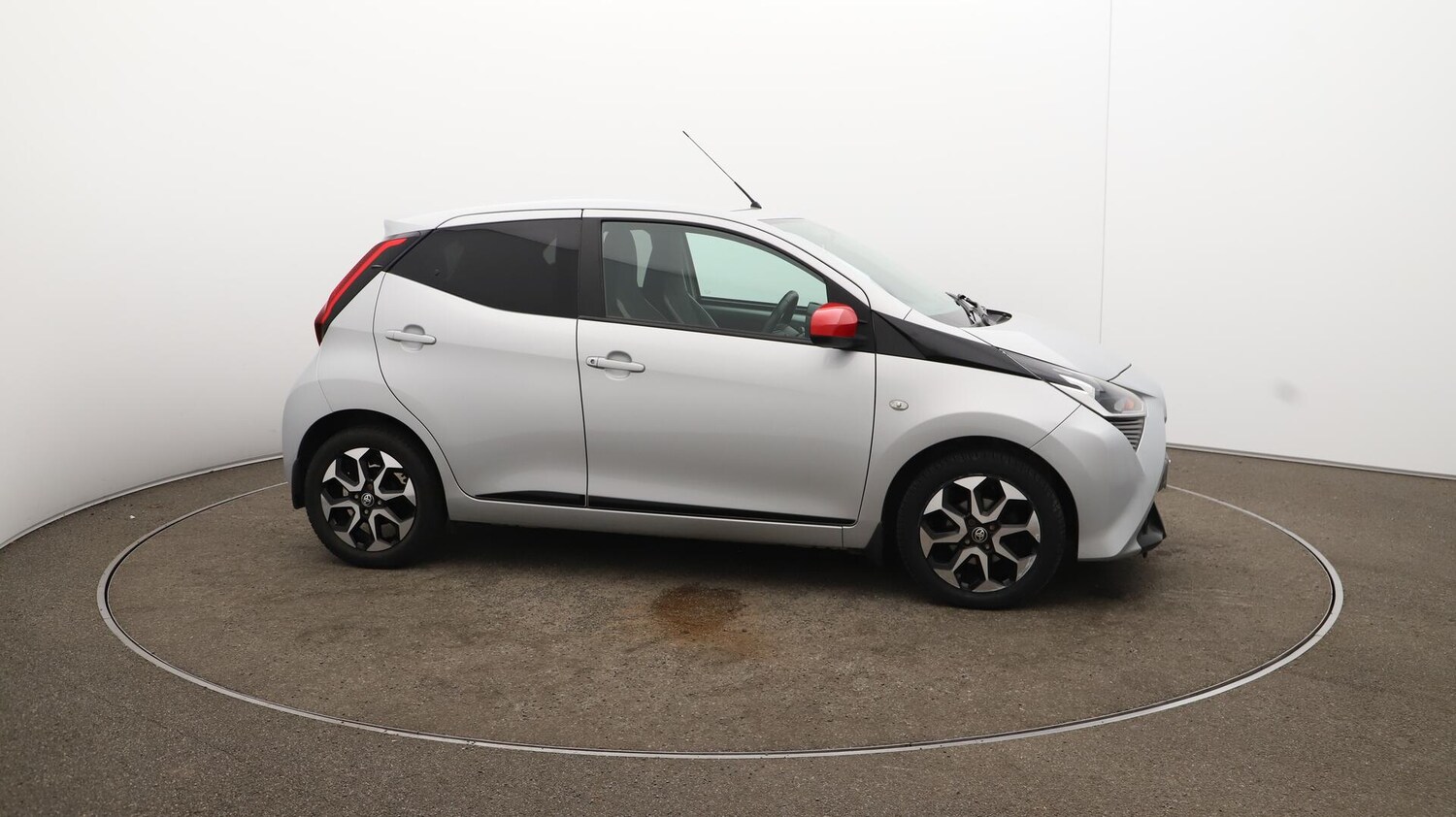 Used Toyota AYGO 2020 for sale - 76166846: Photo 47