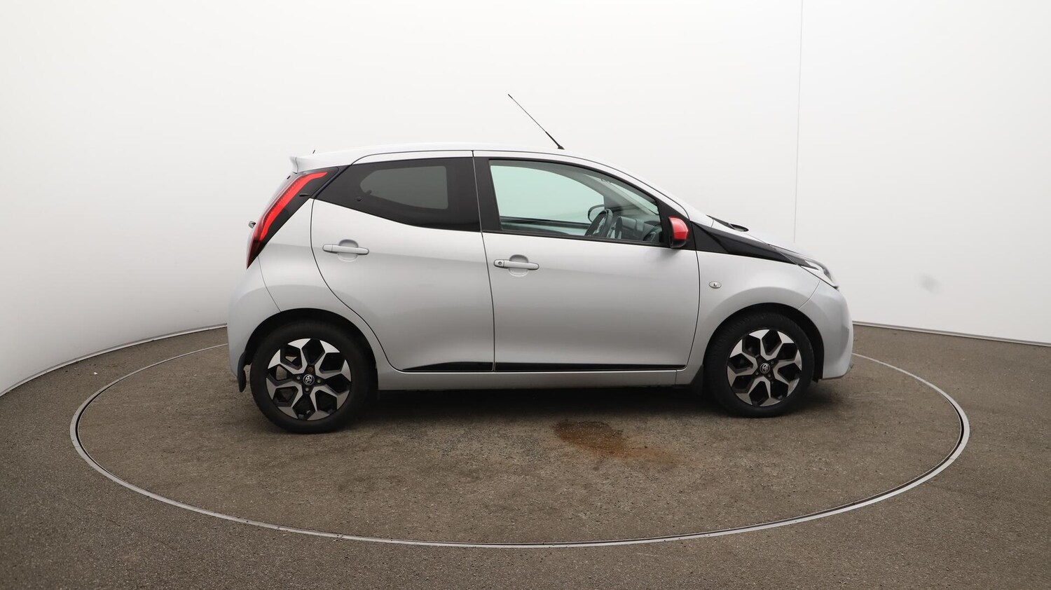 Used Toyota AYGO 2020 for sale - 76166846: Photo 49