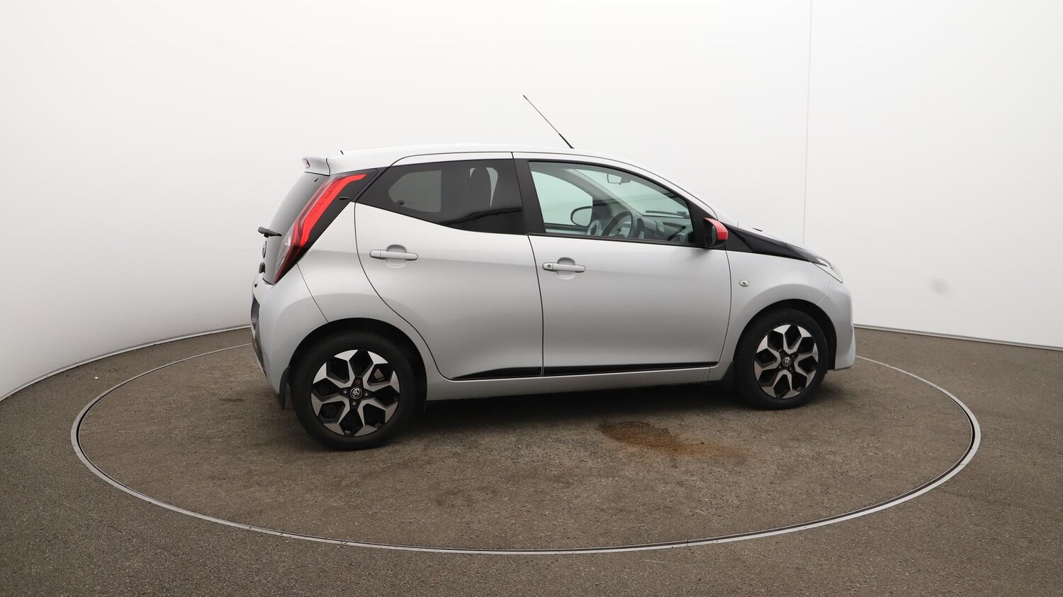 Used Toyota AYGO 2020 for sale - 76166846: Photo 50