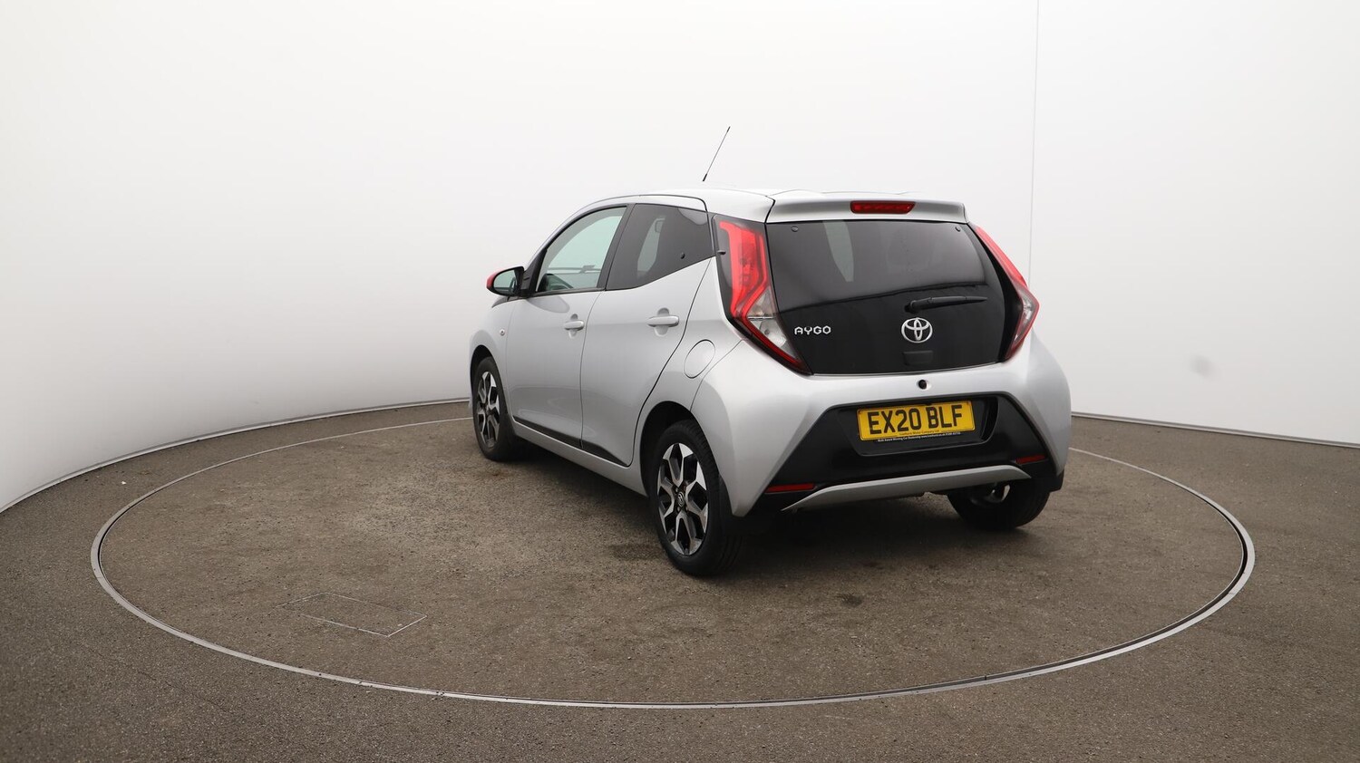 Used Toyota AYGO 2020 for sale - 76166846: Photo 60
