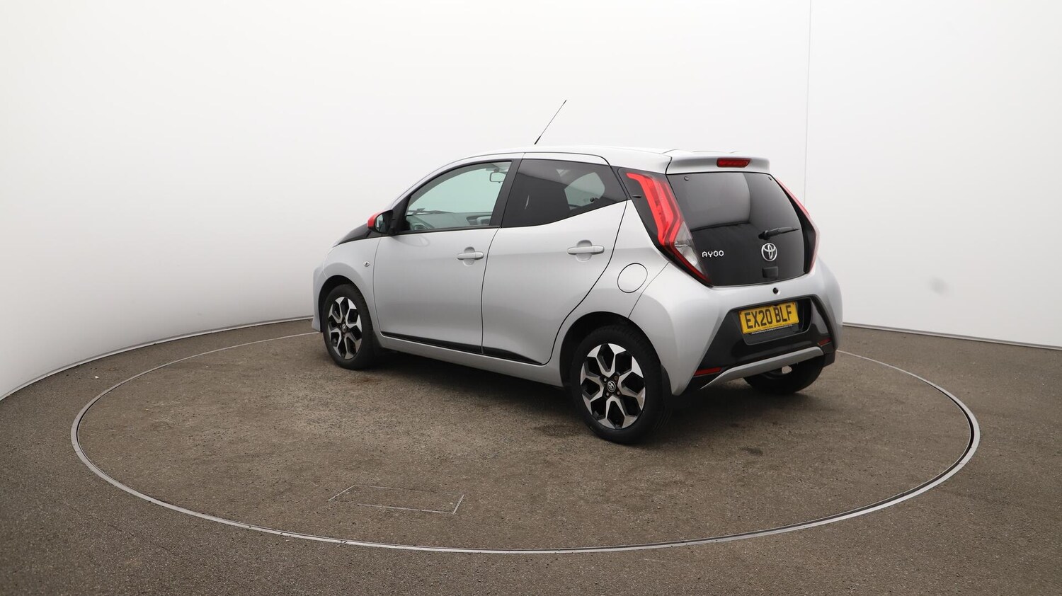 Used Toyota AYGO 2020 for sale - 76166846: Photo 62
