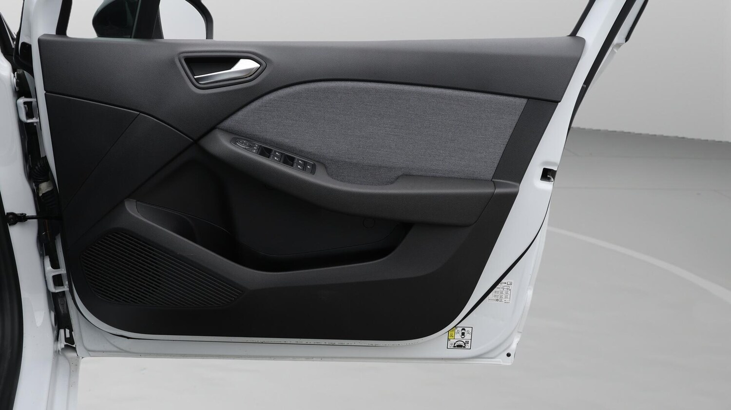 Used Renault Clio 2024 for sale - 76572883: Photo 15