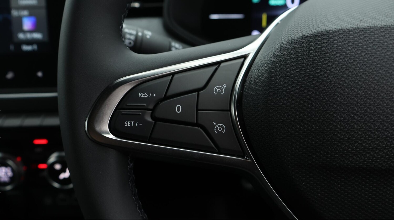 Used Renault Clio 2024 for sale - 76572883: Photo 24