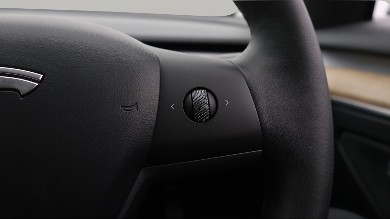 Used Tesla Model 3 2021 for sale - 77181921: Photo 20