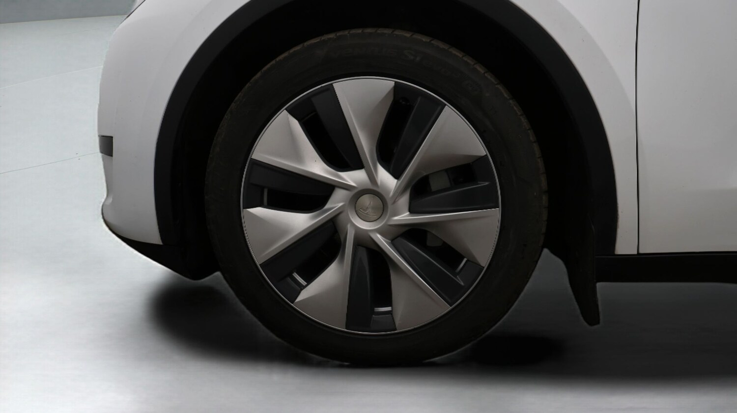 Used Tesla Model Y for sale - 77190348: Photo 18