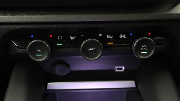 Used Citroen C5 X 2023 for sale - 76166667: Photo 23