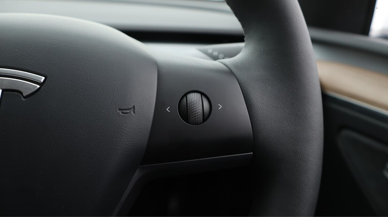 Used Tesla Model Y 2025 for sale - 76227031: Photo 25