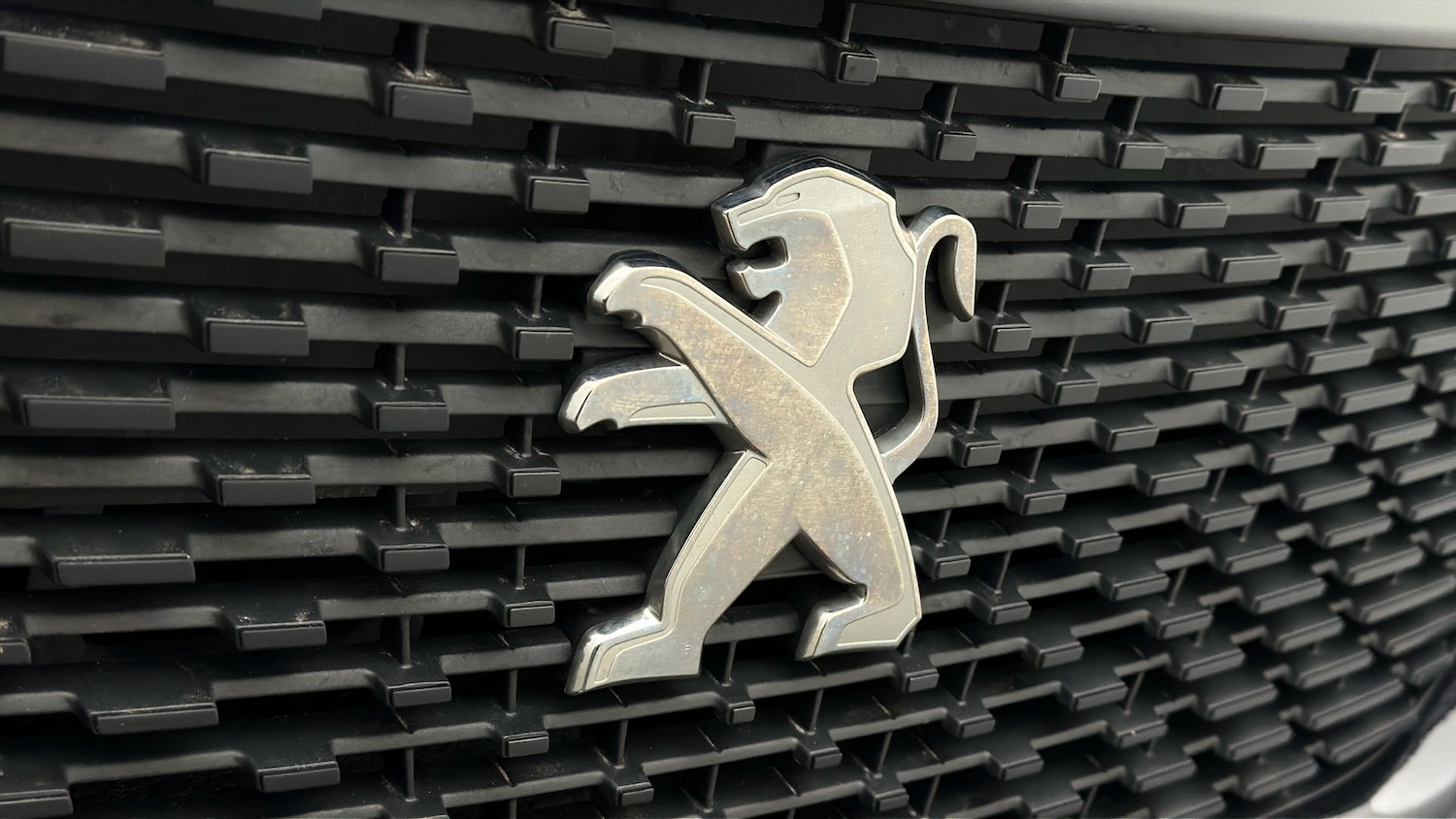 Used Peugeot E-2008 for sale - 78106580: Photo 21