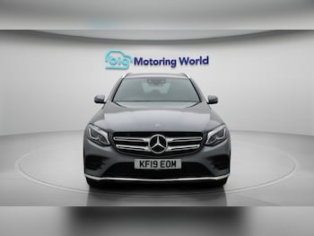 Used Mercedes-Benz GLC 2019 for sale - 76337131: Photo 3