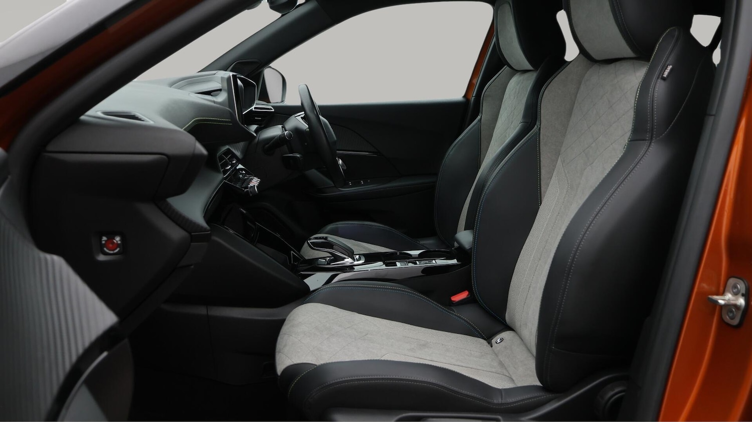 Used Peugeot 2008 2021 for sale - 76457046: Photo 15