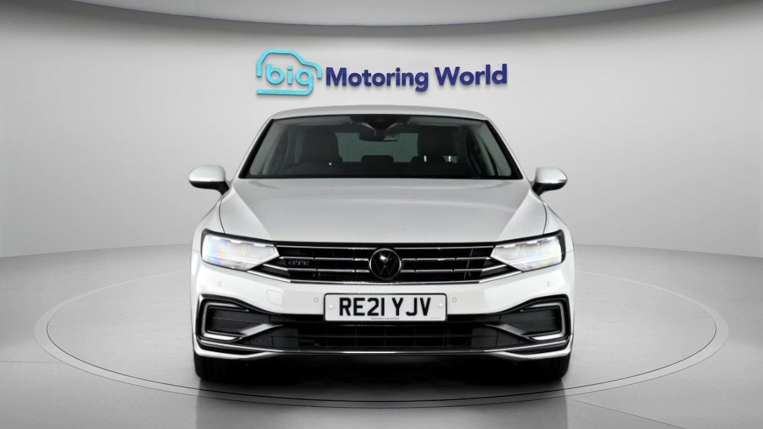 Used Volkswagen Passat 2021 for sale - 77901413: Photo 2