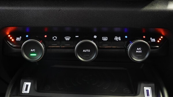 Used Citroen C4 2021 for sale - 76151332: Photo 13