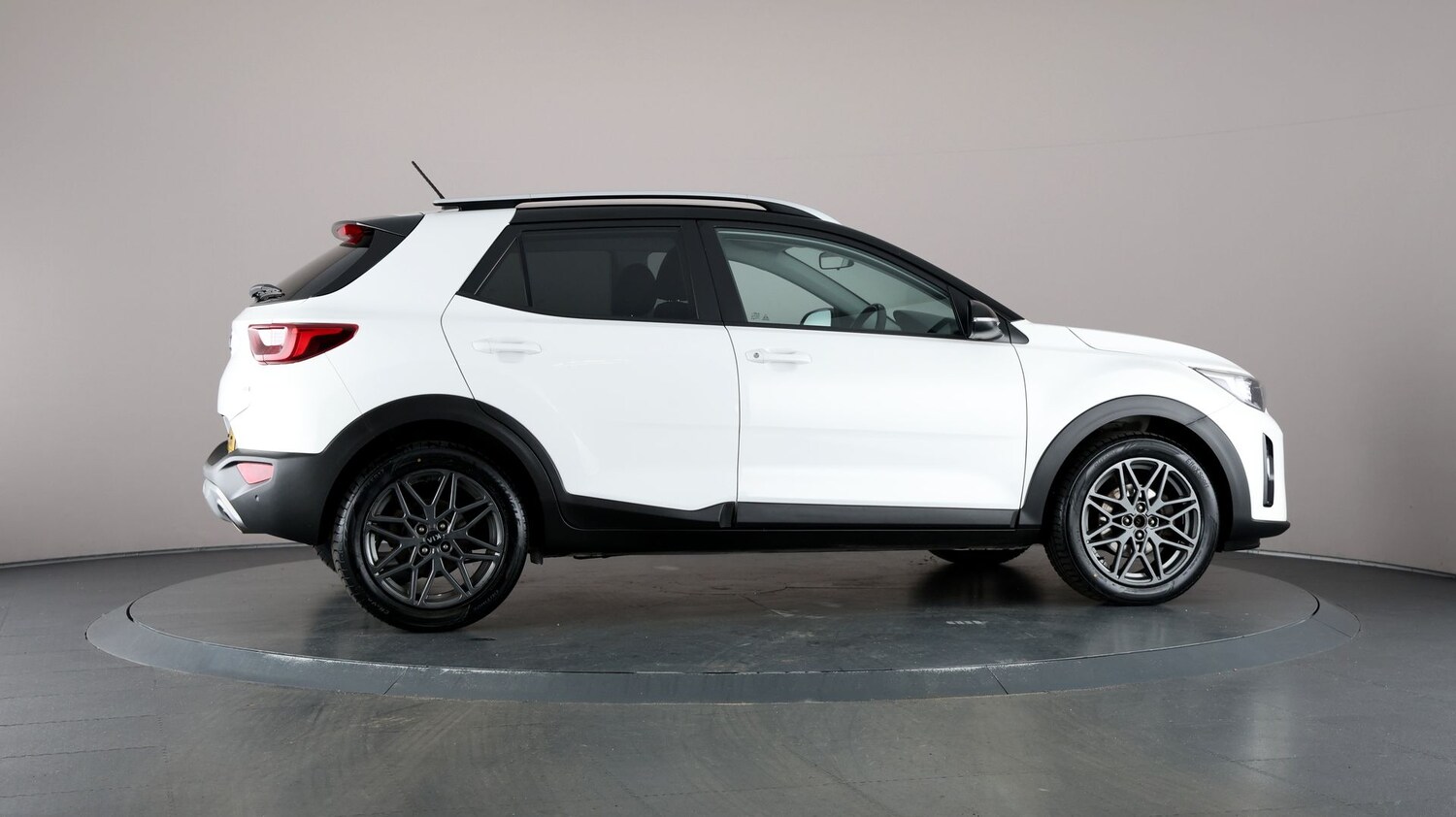 Used Kia Stonic for sale - 76815438: Photo 55