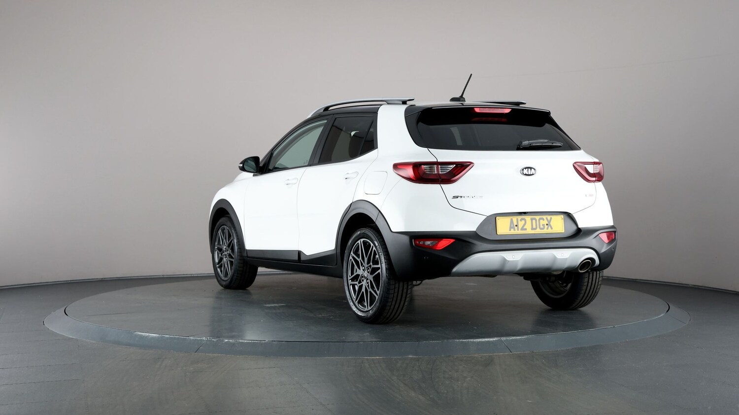 Used Kia Stonic for sale - 76815438: Photo 60