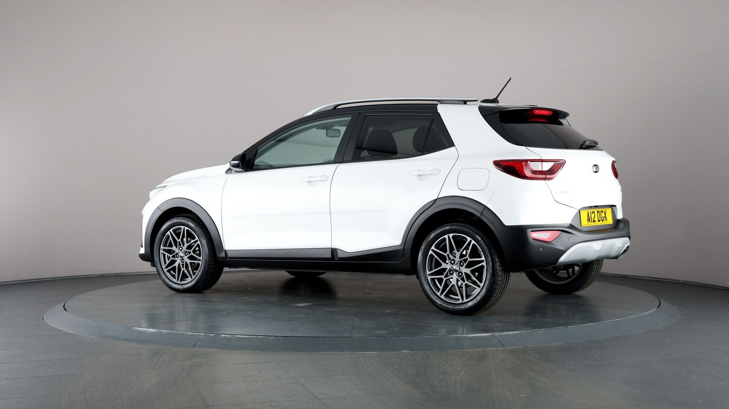 Used Kia Stonic for sale - 76815438: Photo 68