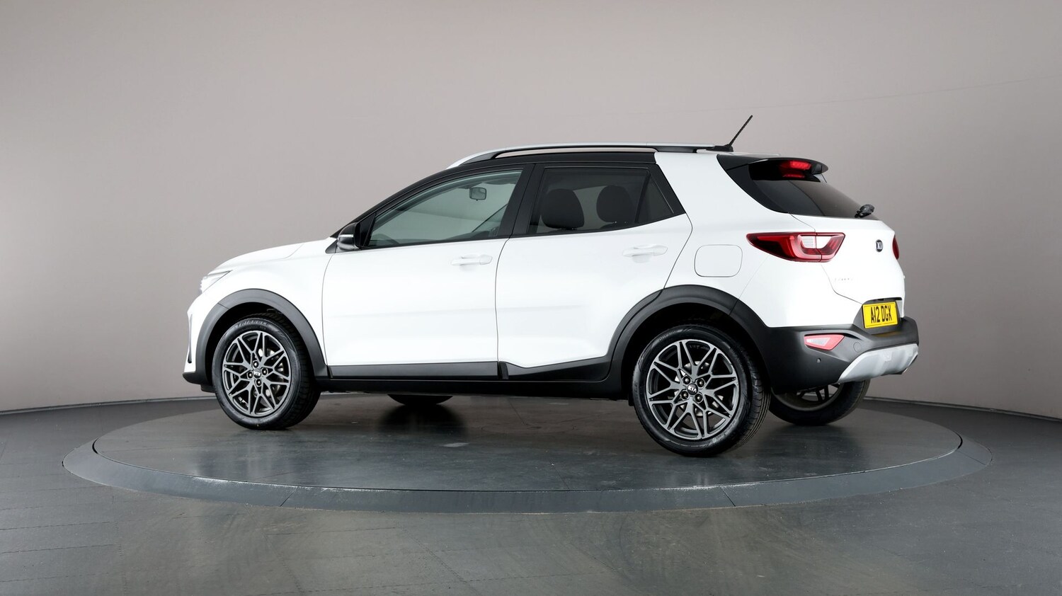 Used Kia Stonic for sale - 76815438: Photo 69