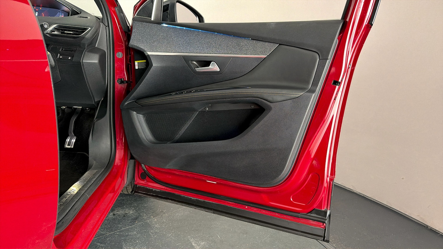 Used Peugeot 3008 2017 for sale - 77730983: Photo 15