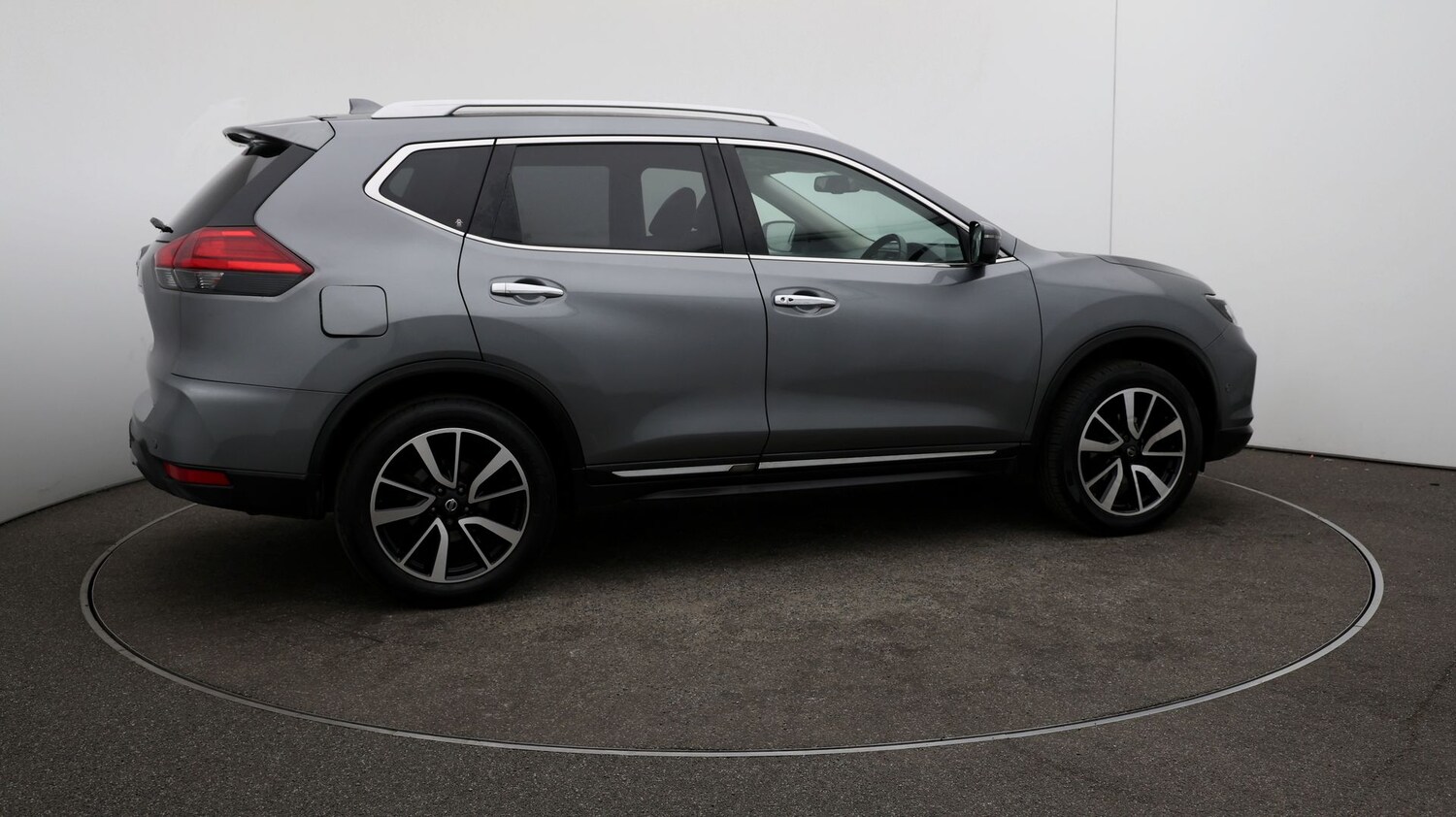 Used Nissan X-Trail for sale - 76815399: Photo 45