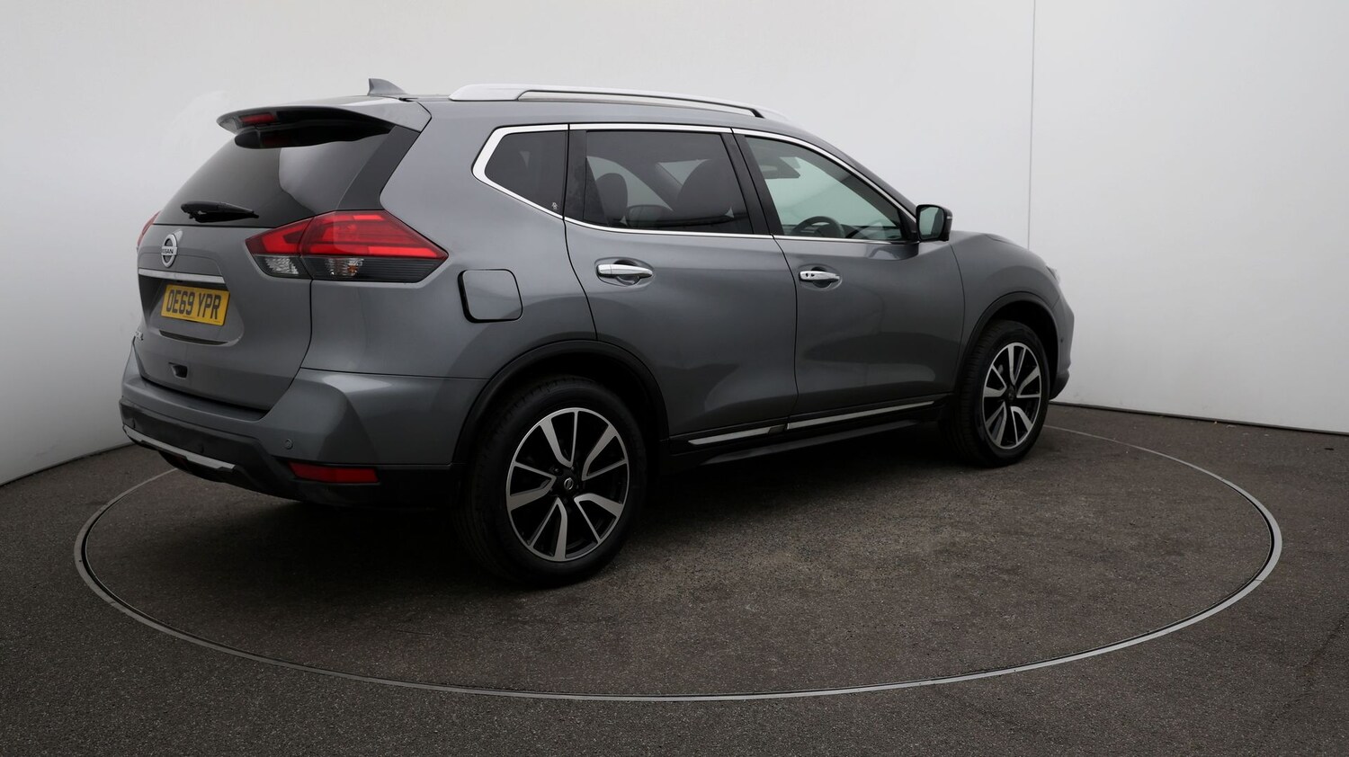 Used Nissan X-Trail for sale - 76815399: Photo 47